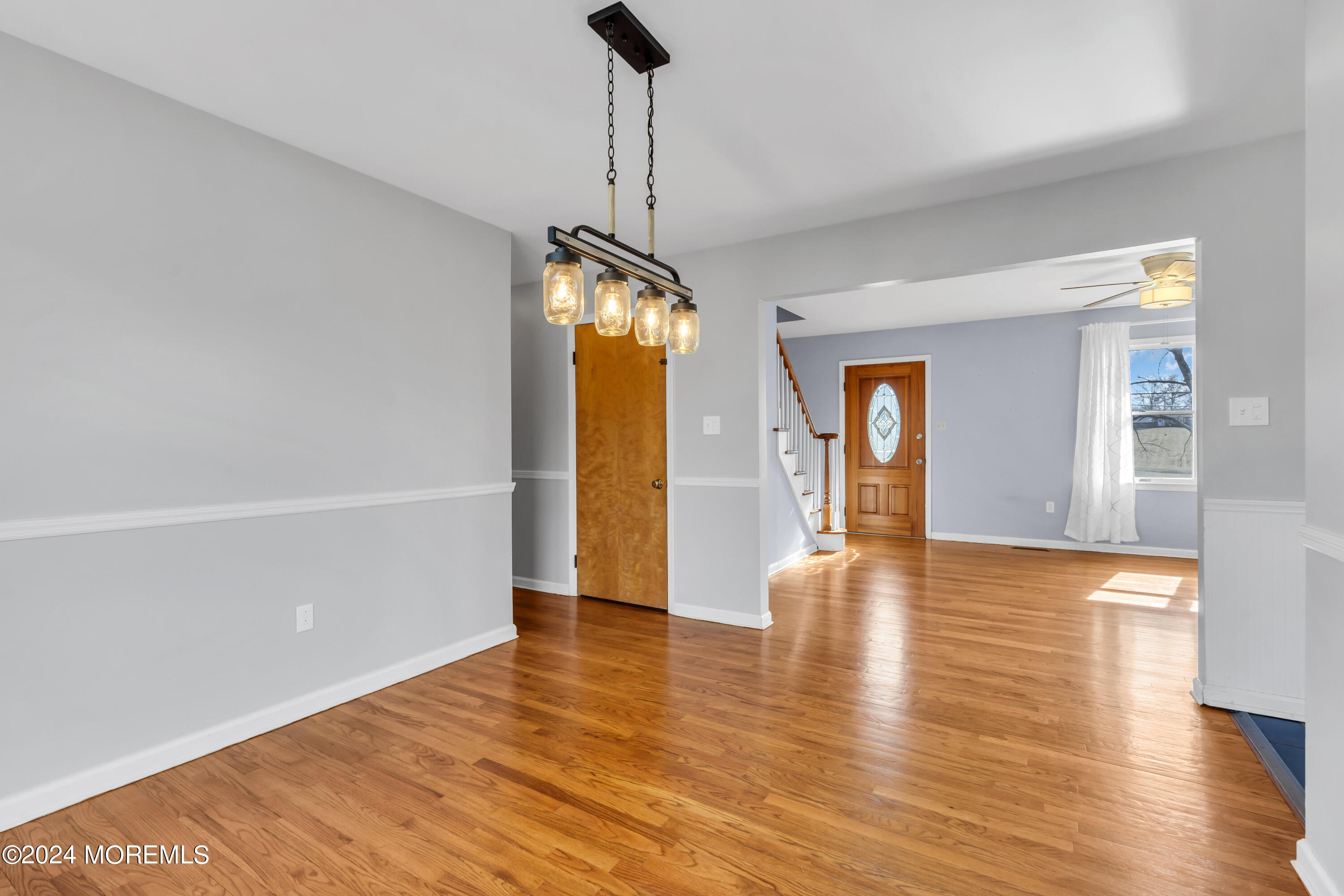 184 Burlington Path Road Cream Ridge, NJ 08514 - Photo 9 of 42 014_dsc02070