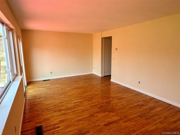 $319,000 | 15 Rivervale Road, Middletown, NY 10940