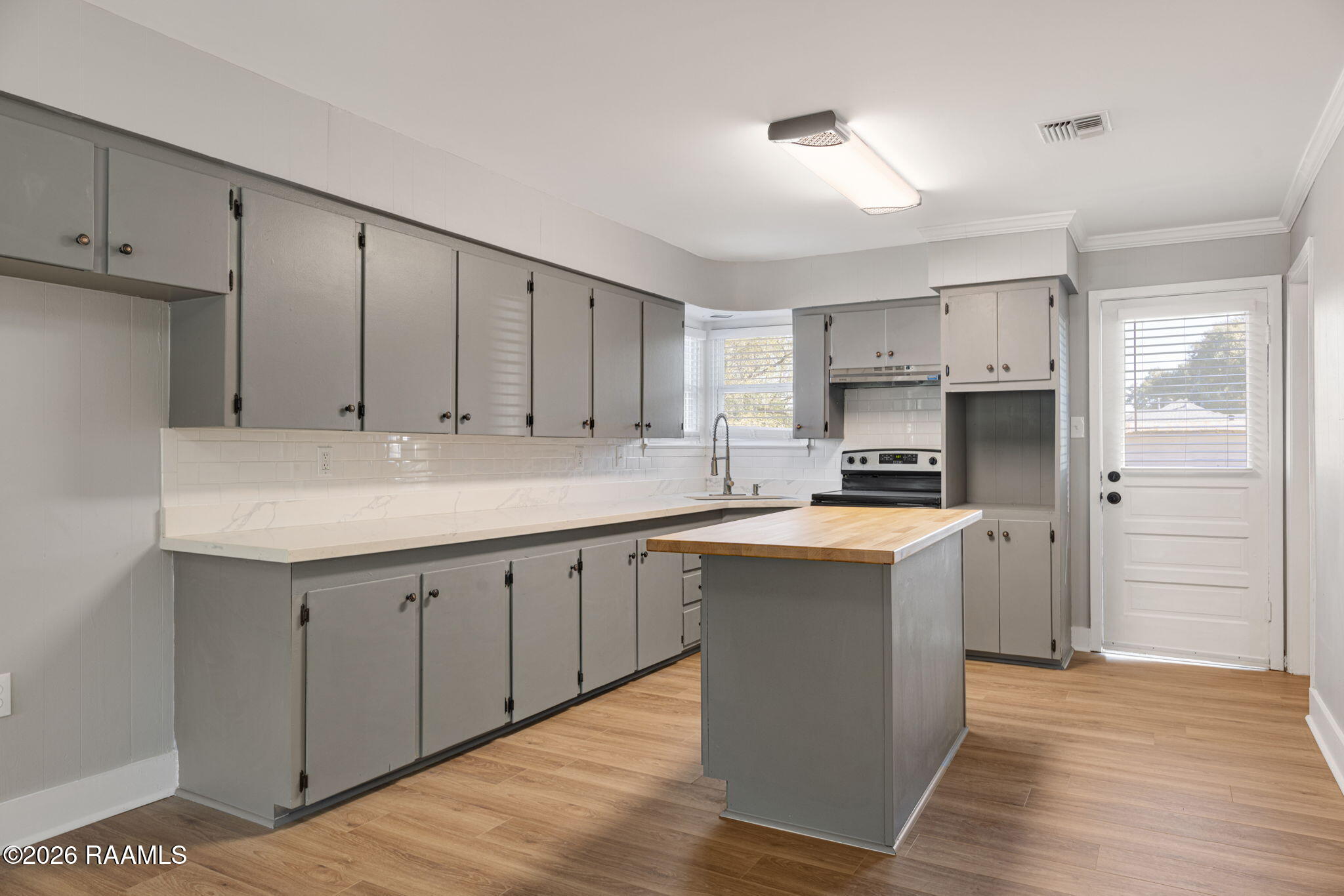 3818 Moss Street Lafayette, LA 70507 - Photo 9 of 24 9-web-or-mls-3818 Moss St-9