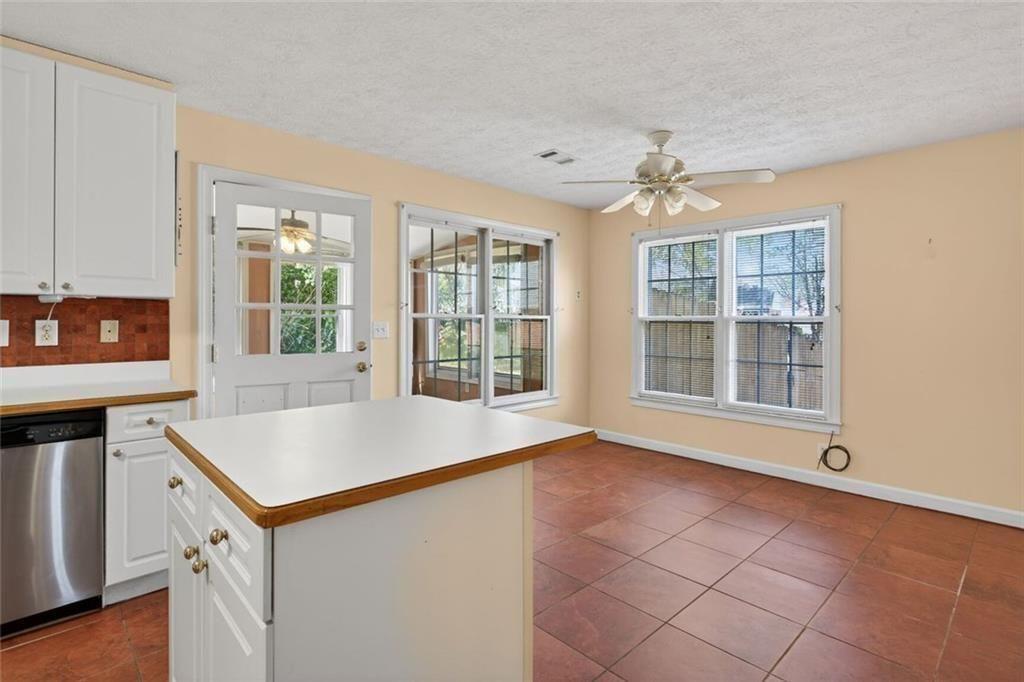 4644 Driftwater Road Duluth, GA 30096 - Photo 10 of 30