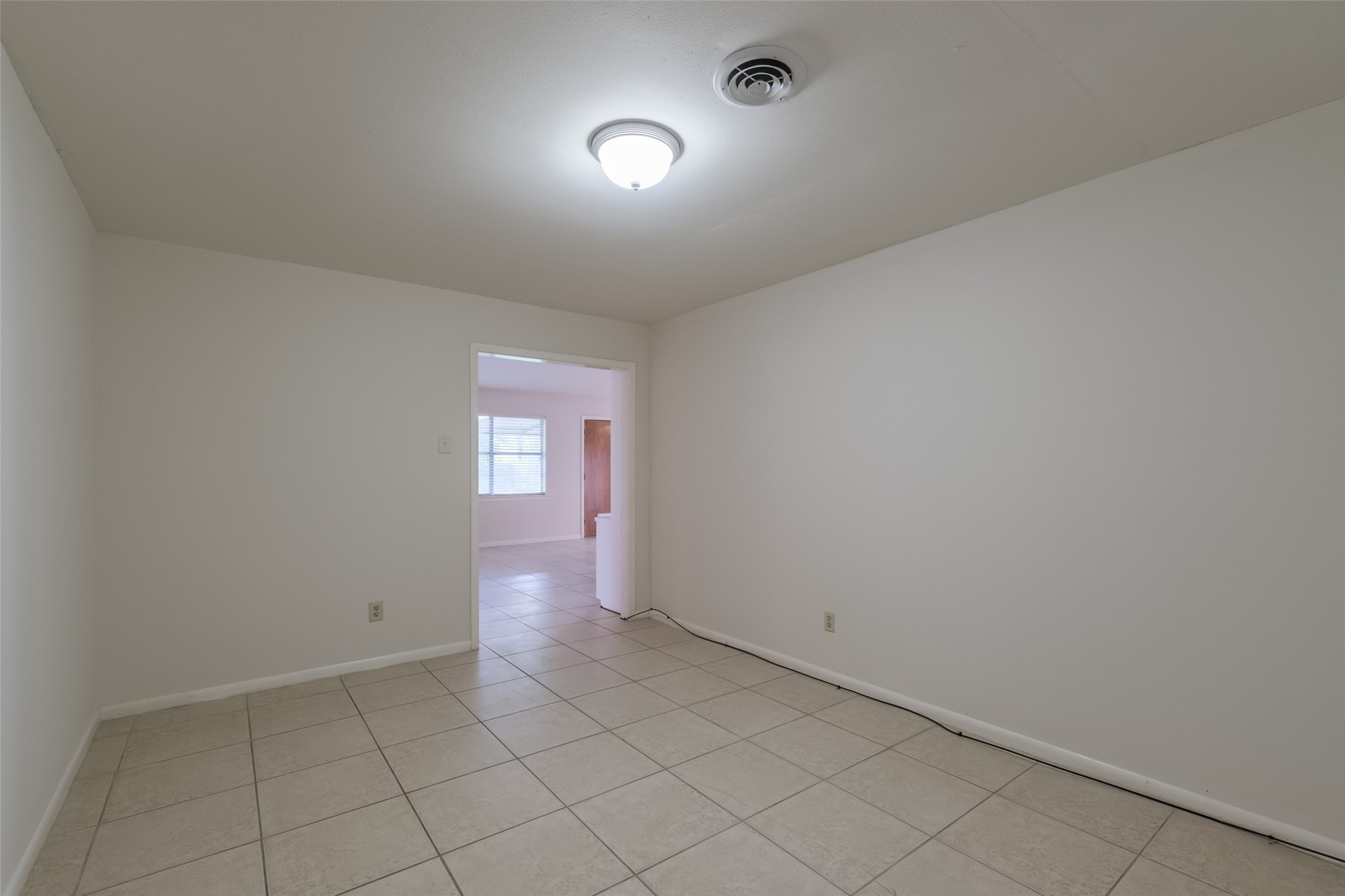 7614 Grape Street Houston, TX 77074 - Photo 2 of 18