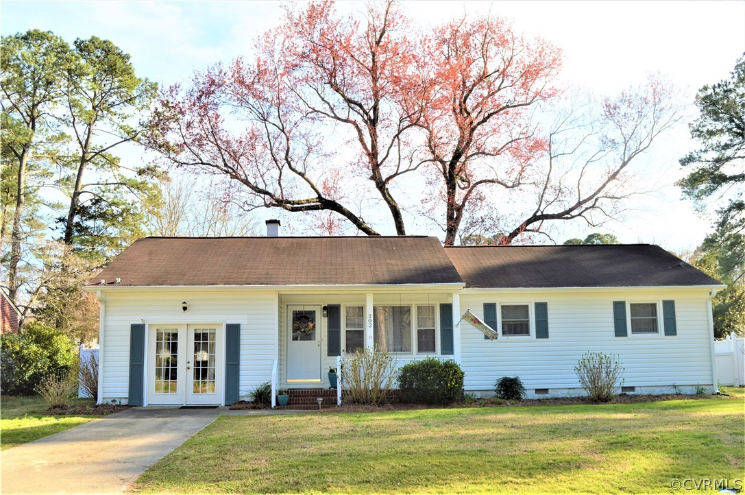 202 Riverside Drive Yorktown, VA 23692 - Photo 1 of 50 Gallery Image 1