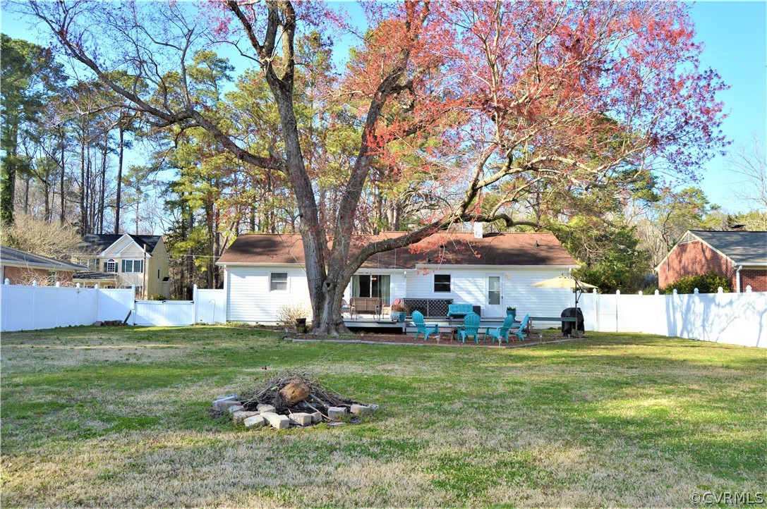 202 Riverside Drive Yorktown, VA 23692 - Photo 13 of 50 Gallery Image 13