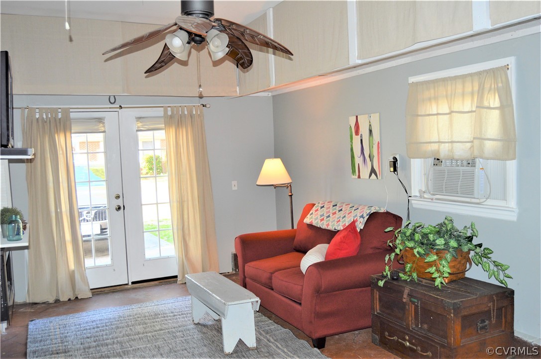 202 Riverside Drive Yorktown, VA 23692 - Photo 46 of 50 Gallery Image 46