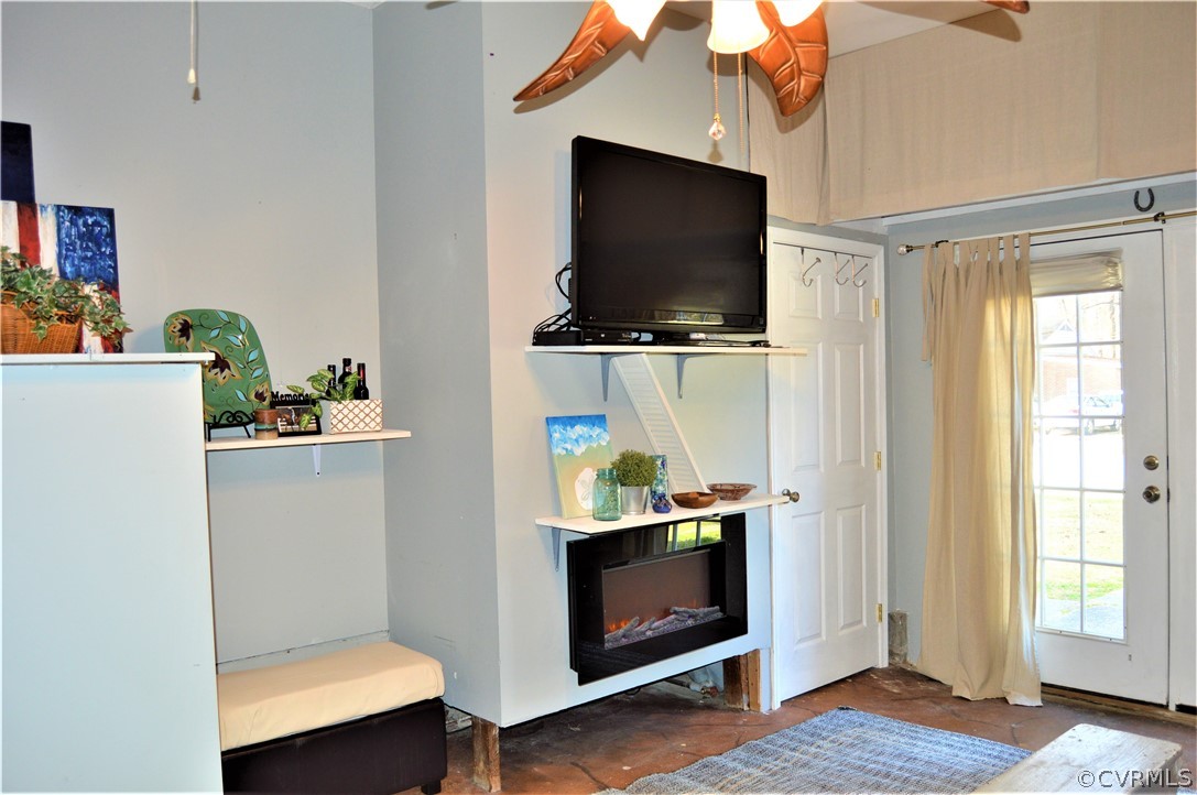202 Riverside Drive Yorktown, VA 23692 - Photo 48 of 50 Gallery Image 48