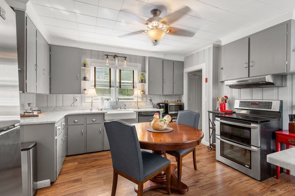 39 Fuller Street Canton, MA 02021 - Photo 3 of 27 Gallery Image 3