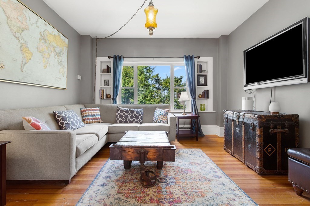 39 Fuller Street Canton, MA 02021 - Photo 6 of 27 Gallery Image 6