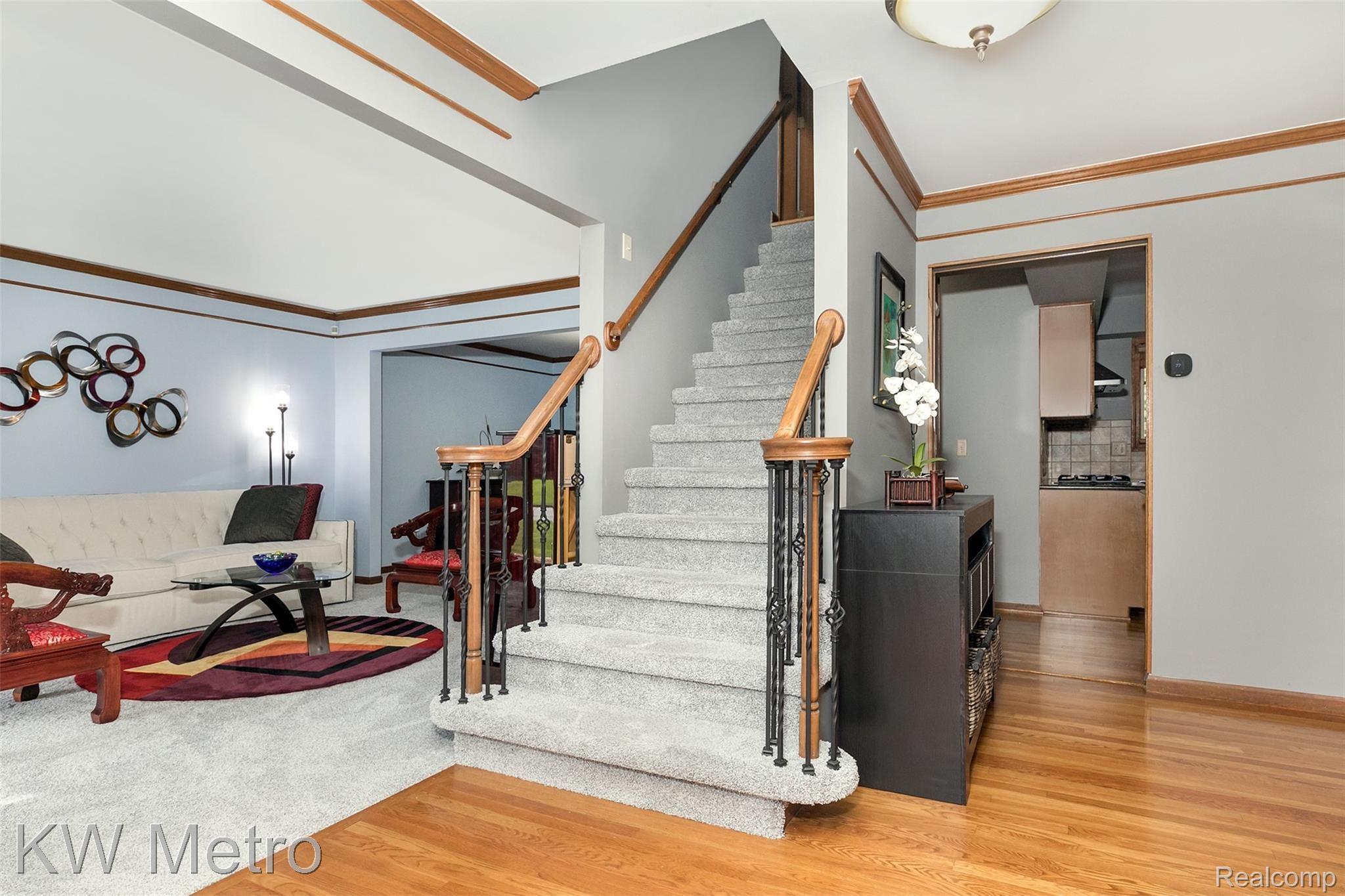 869 Timberline Drive Rochester, MI 48309 - Photo 5 of 43 Timberline-3.jpg