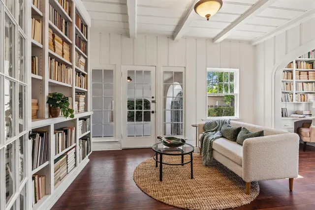 $835,000 | 1487 North Echo Avenue, Fresno, CA 93728