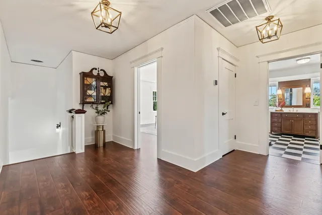 $835,000 | 1487 North Echo Avenue, Fresno, CA 93728