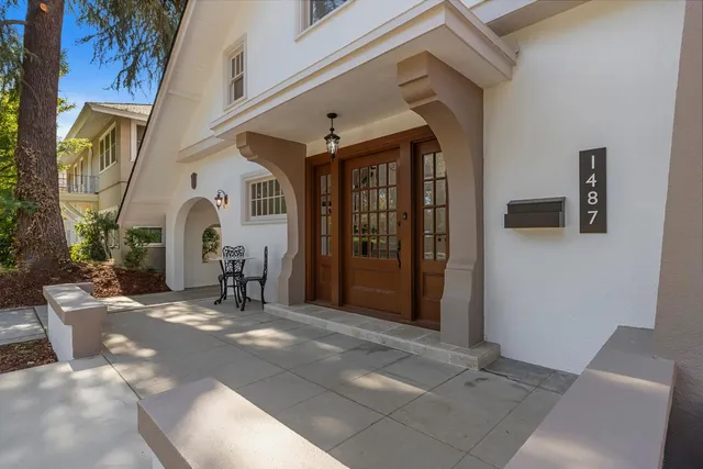 $835,000 | 1487 North Echo Avenue, Fresno, CA 93728