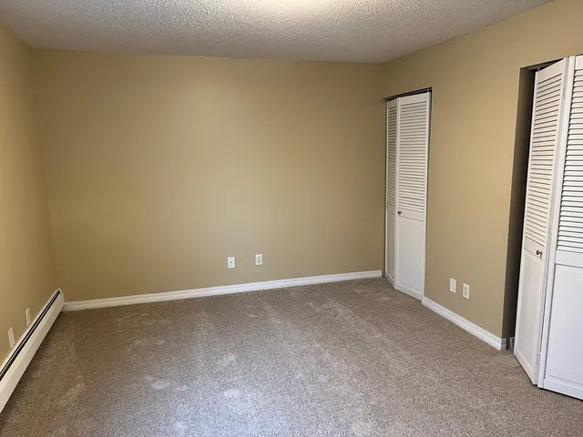 $189,900 | 3150 Excelsior Boulevard, Unit 304, Minneapolis, MN 55416