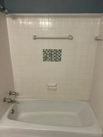 $189,900 | 3150 Excelsior Boulevard, Unit 304, Minneapolis, MN 55416