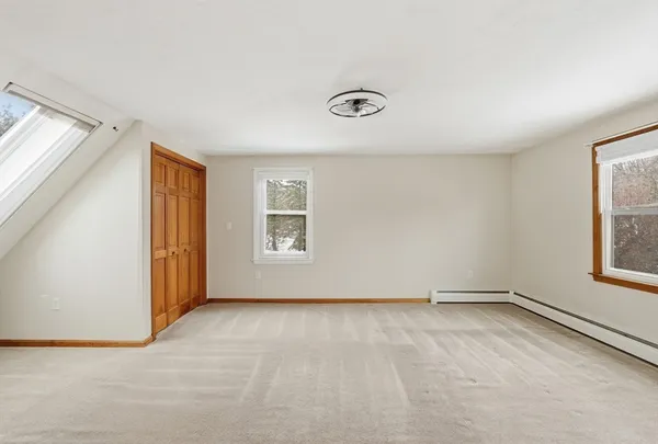 $525,000 | 4 North Meadow Lane, Charlton, MA 01507