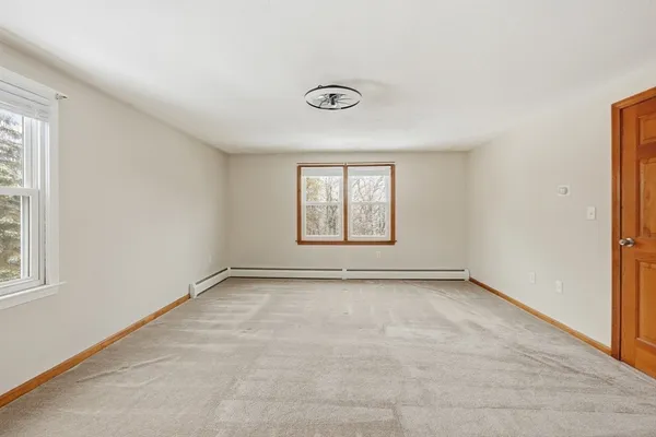 $525,000 | 4 North Meadow Lane, Charlton, MA 01507