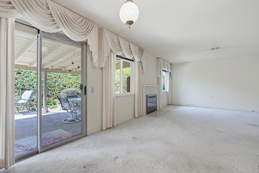 12459 Pipo Road San Diego, CA 92128 - Photo 6 of 49