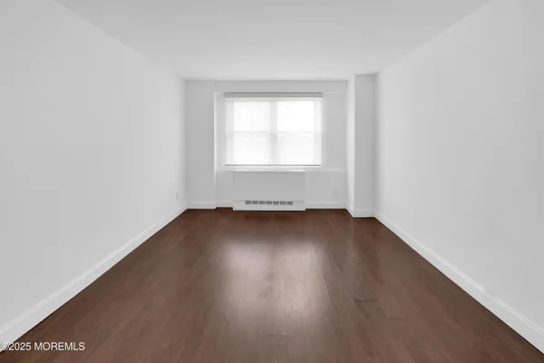 $3,300 | 28 Riverside Avenue, Unit 5J, Red Bank, NJ 07701