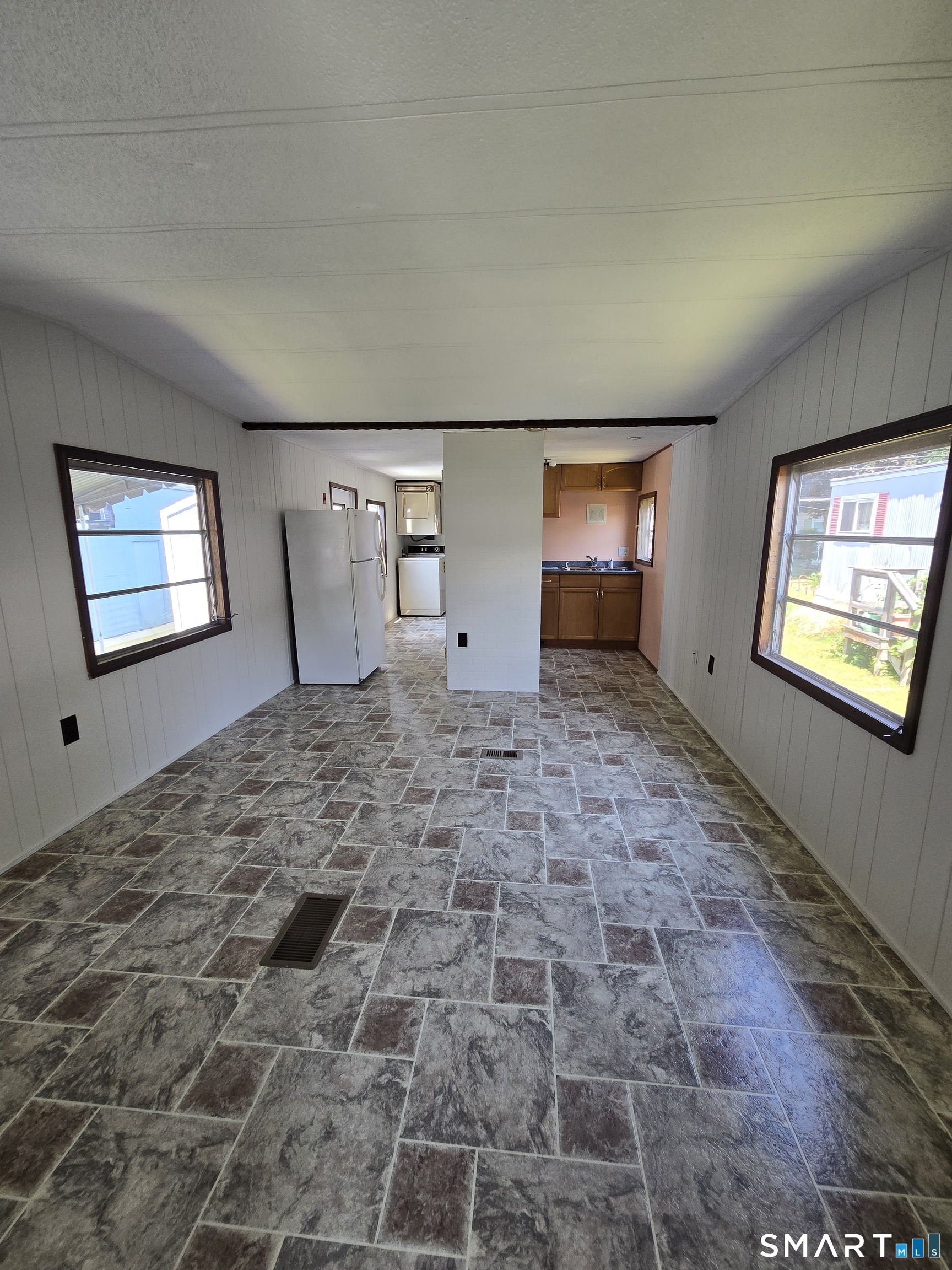 3 Sunny Acres Wallingford, CT 06492 - Photo 4 of 23