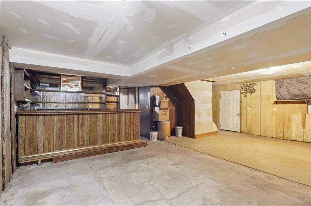 174 Whiteshill Road Rochester, PA 15074 - Photo 32 of 50 Gallery Image 32