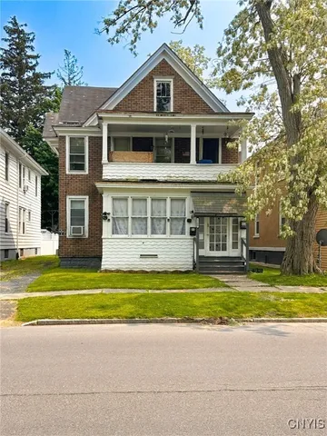 $124,900 | 1109 York Street, Utica, NY 13502