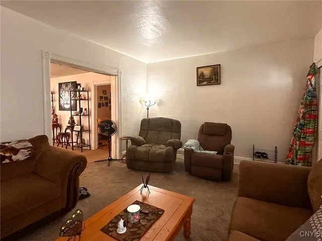 $124,900 | 1109 York Street, Utica, NY 13502