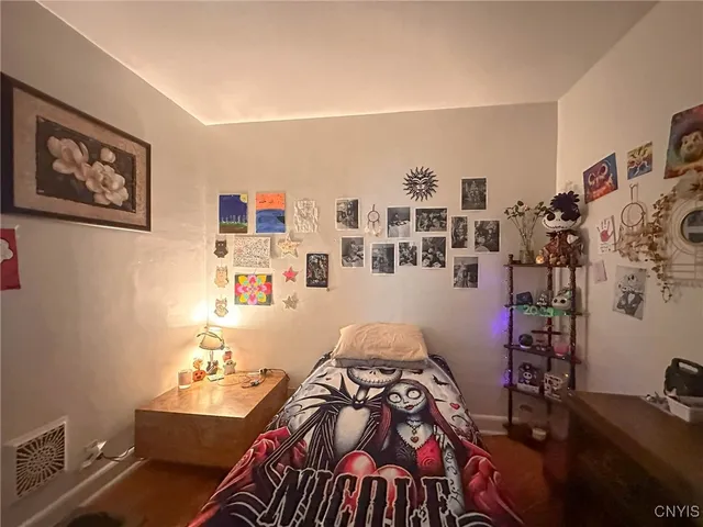 $124,900 | 1109 York Street, Utica, NY 13502