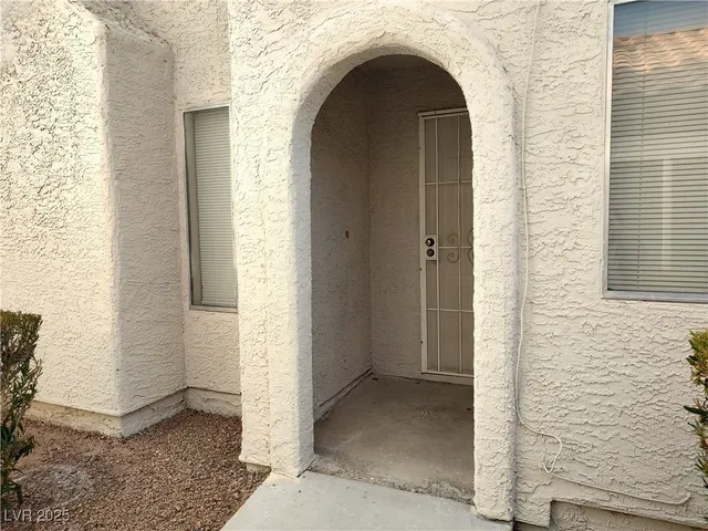 $260,000 | 2119 Pebble Creek Lane, Laughlin, NV 89029