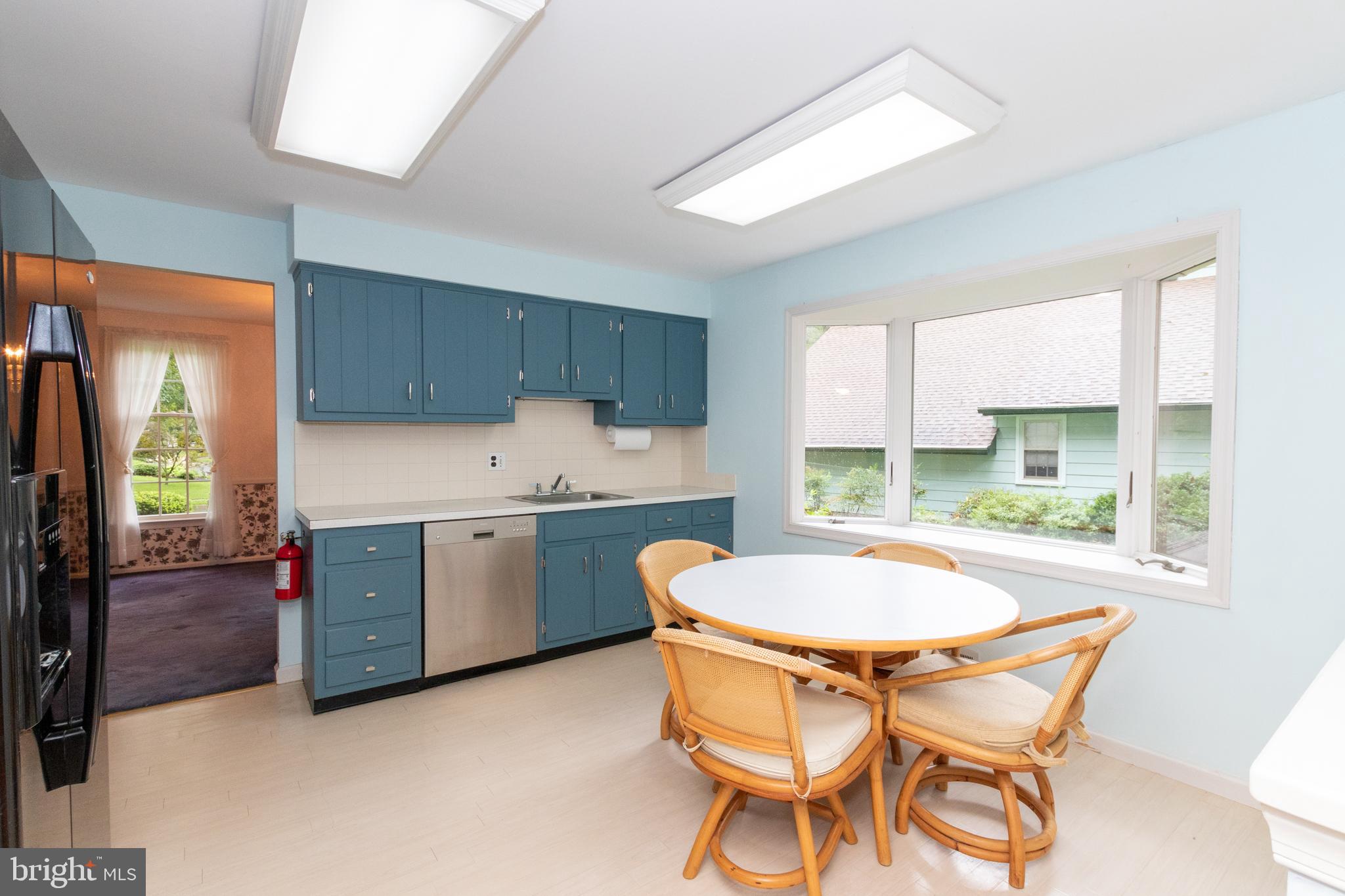 2 Tendring Road Cherry Hill, NJ 08003 - Photo 30 of 67 kitchen with bay window