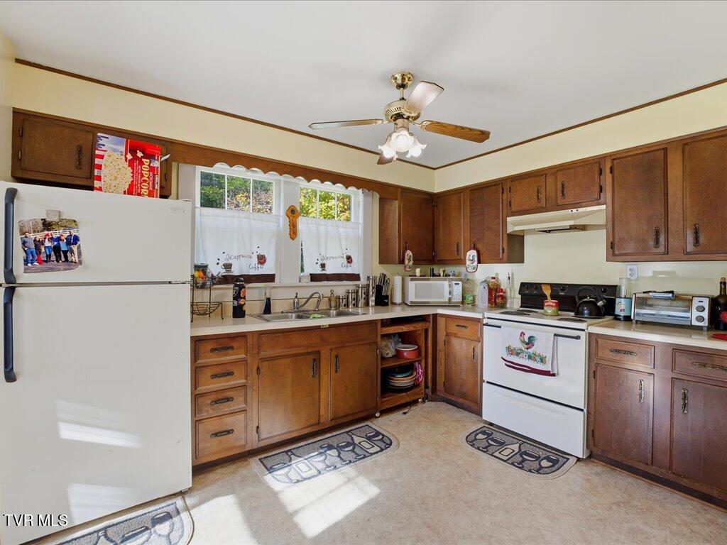 979 Highway 92 Rutledge, TN 37861 - Photo 13 of 35 979 Highway 92 - 13