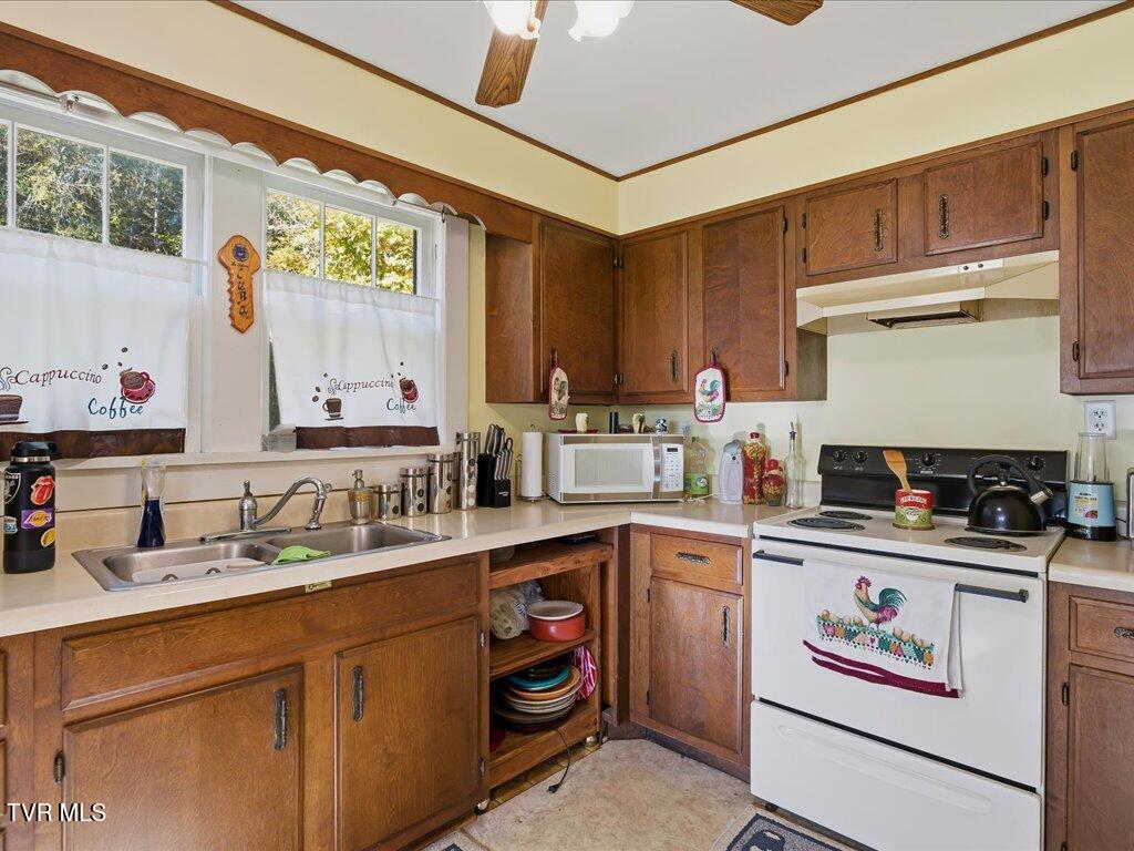 979 Highway 92 Rutledge, TN 37861 - Photo 14 of 35 979 Highway 92 - 14