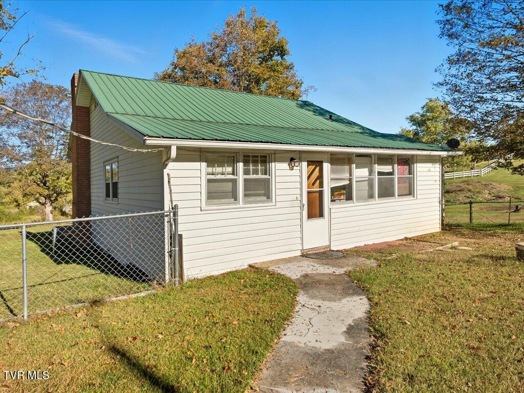 979 Highway 92 Rutledge, TN 37861 - Photo 23 of 35 979 Highway 92 - 23