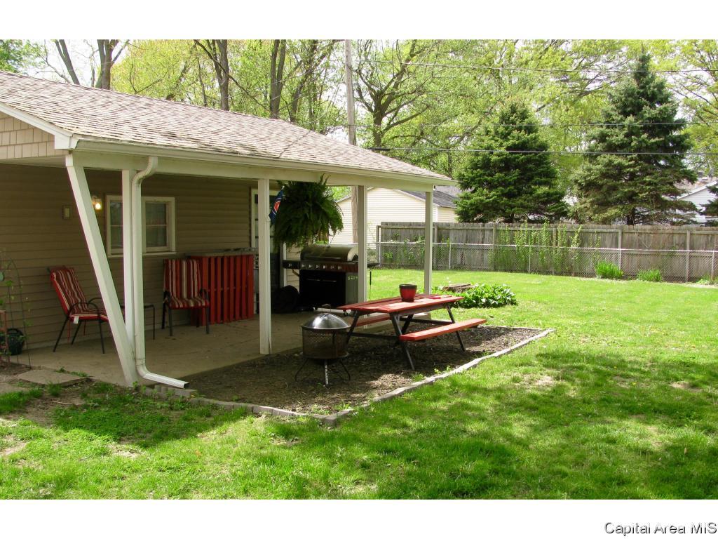 3213 Butler Street Springfield, IL 62703 - Photo 4 of 19