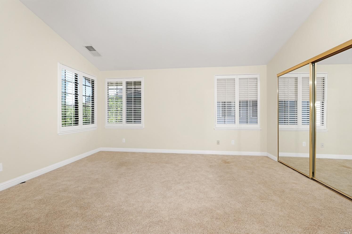 7216 Roxanne Lane Rohnert Park, CA 94928 - Photo 23 of 40 an empty room with windows