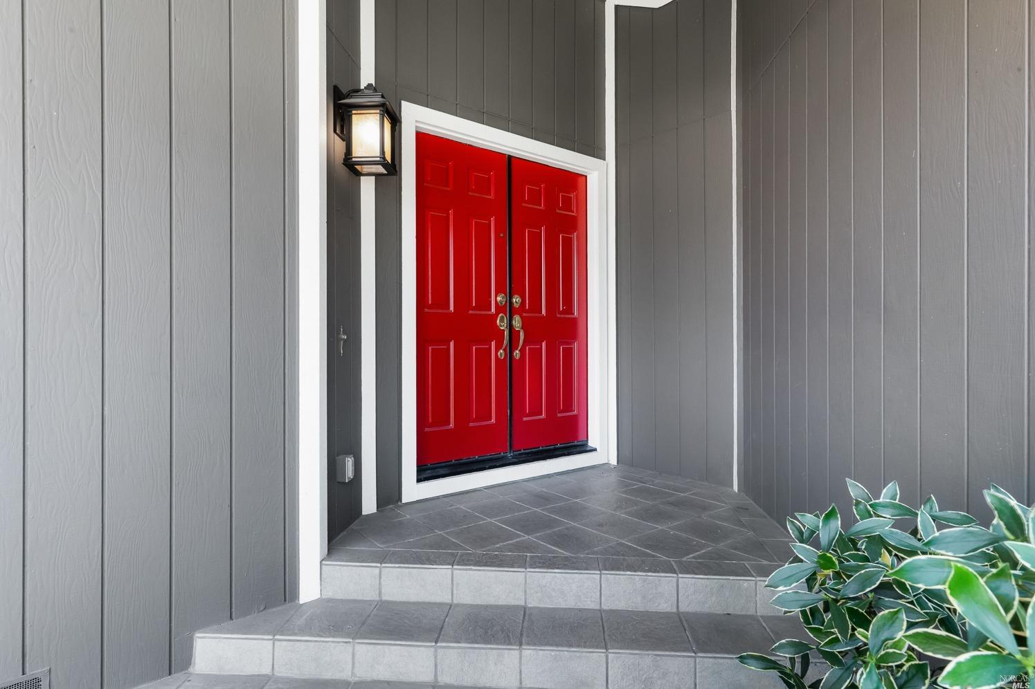 7216 Roxanne Lane Rohnert Park, CA 94928 - Photo 3 of 40 a view of entryway