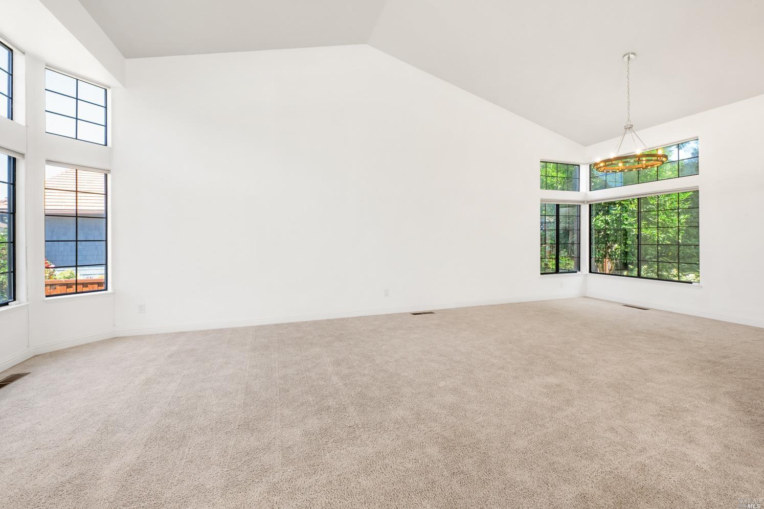 7216 Roxanne Lane Rohnert Park, CA 94928 - Photo 6 of 40 an empty room with windows