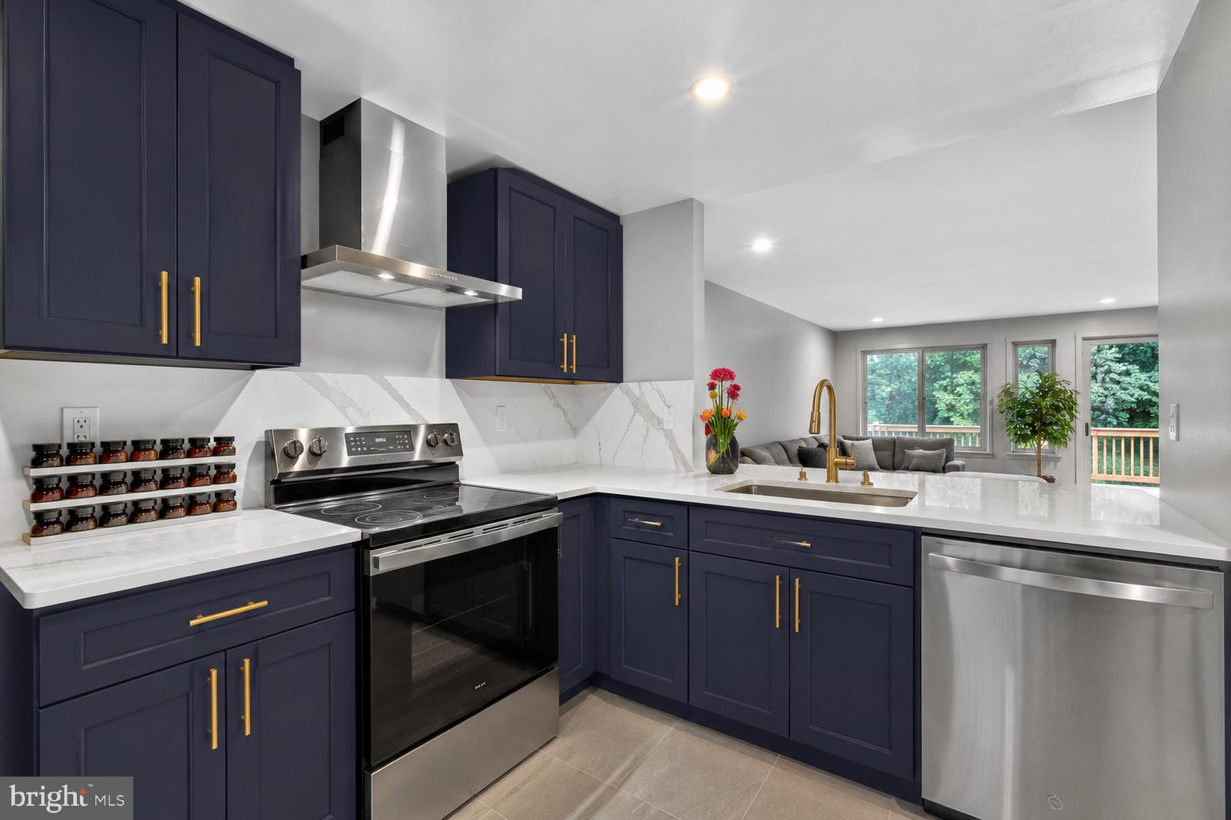 10759 Lester Street Silver Spring, MD 20902 - Photo 2 of 16