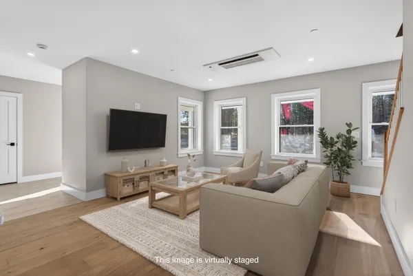 $649,000 | 30 Fairway Commons Drive, Unit 10, Gorham, ME 04038