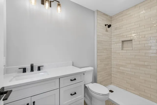 $649,000 | 20 Fairway Commons Drive, Unit 2, Gorham, ME 04038