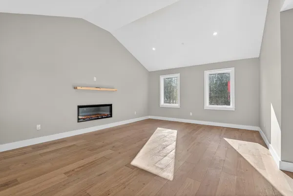 $649,000 | 30 Fairway Commons Drive, Unit 10, Gorham, ME 04038