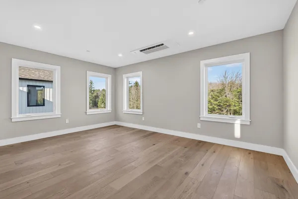 $649,000 | 30 Fairway Commons Drive, Unit 10, Gorham, ME 04038