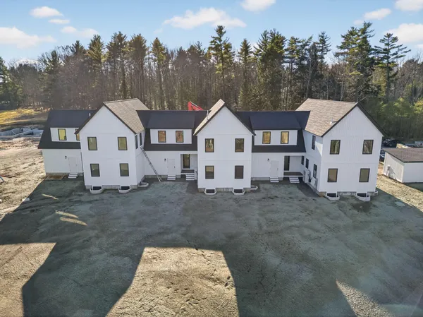$649,000 | 30 Fairway Commons Drive, Unit 10, Gorham, ME 04038