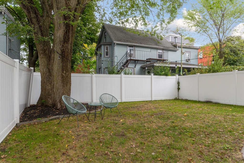 65 Concord Avenue, Unit 2 Somerville, MA 02143 - Photo 18 of 20