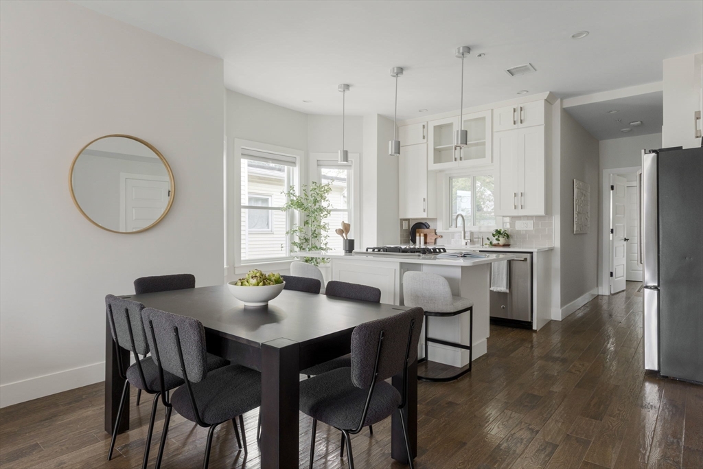 65 Concord Avenue, Unit 2 Somerville, MA 02143 - Photo 6 of 20