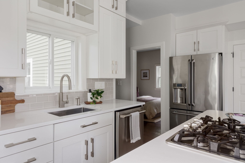 65 Concord Avenue, Unit 2 Somerville, MA 02143 - Photo 10 of 20