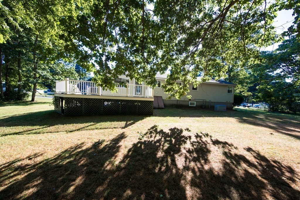 20 Governor Hutchinson Road Billerica, MA 01821 - Photo 5 of 29 Gallery Image 5