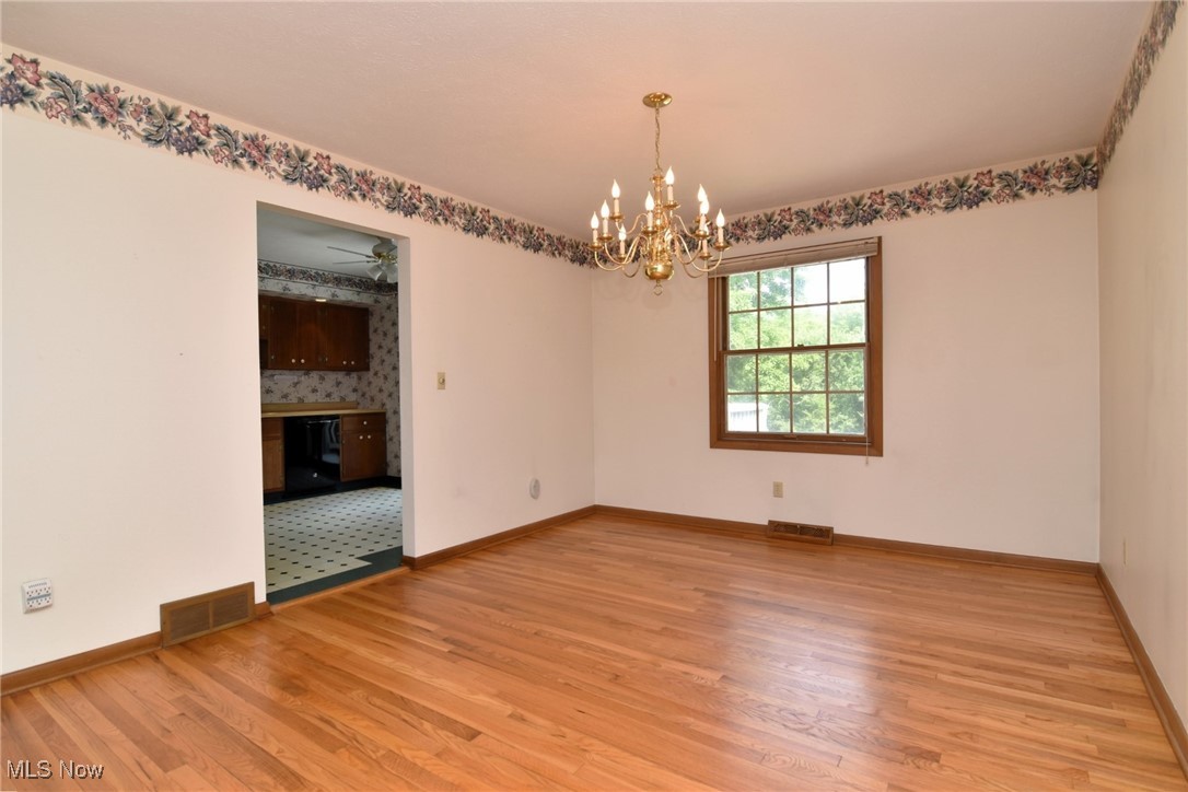 9758 Mulberry Road Chardon, OH 44024 - Photo 6 of 27 Gallery Image 6
