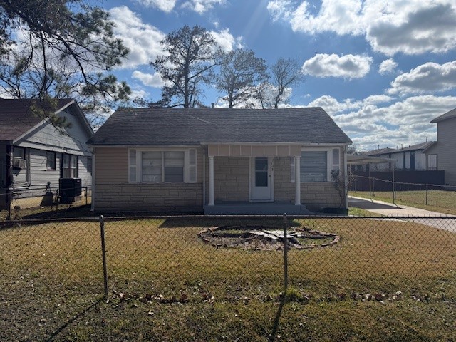 3714 Christie Street Houston, TX 77026 - Photo 2 of 24 a house view with a backyard space