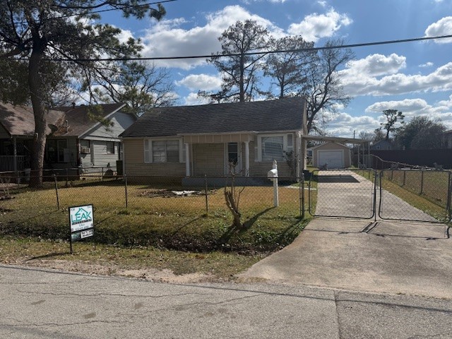 3714 Christie Street Houston, TX 77026 - Photo 5 of 24 a front view of a house with a yard