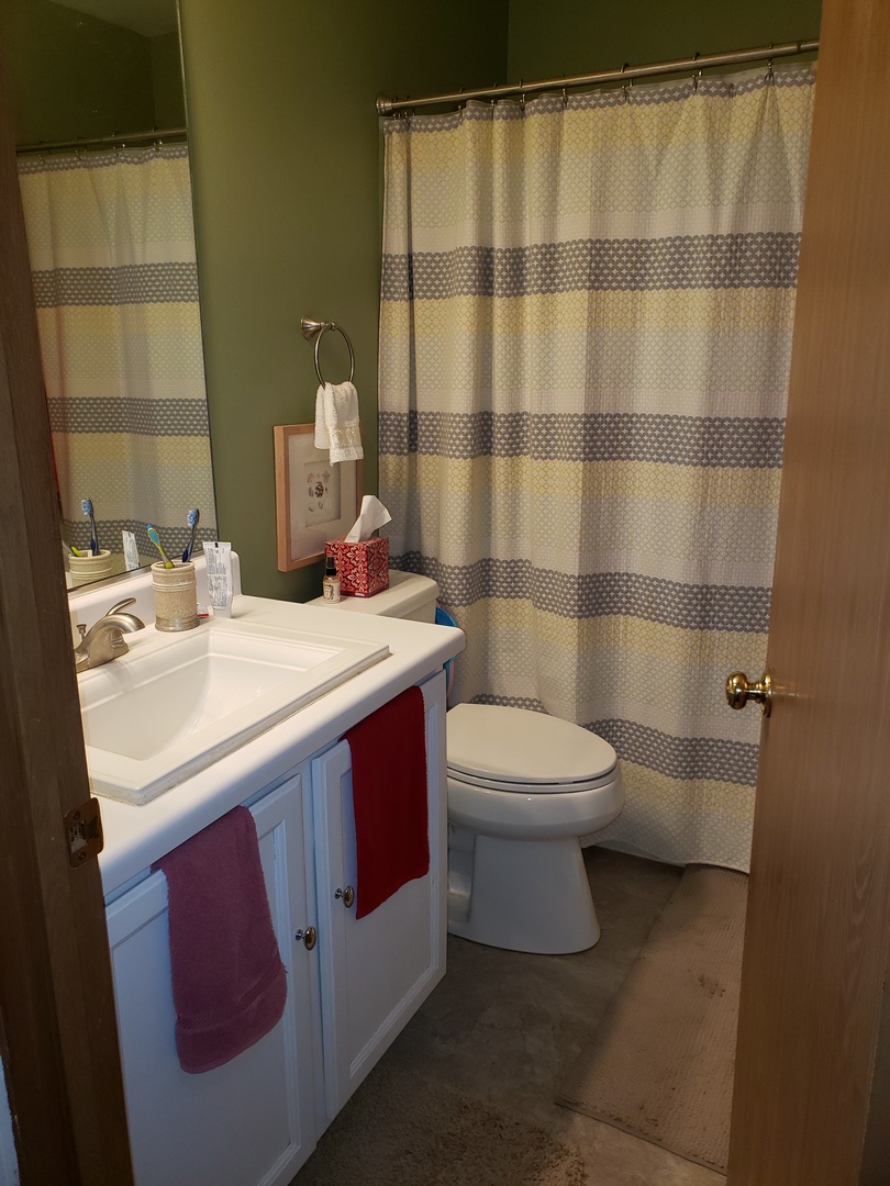1360 Ridge Road South Elgin, IL 60177 - Photo 13 of 18