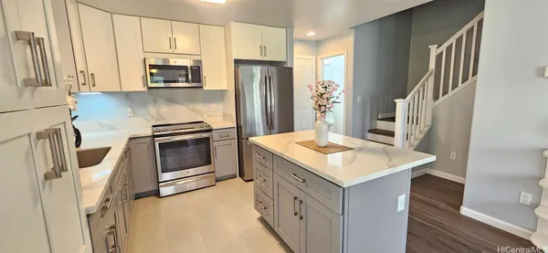 $3,600 | 91-1033 Kaipalaoa Street, Unit 1401, Ewa Beach, HI 96706